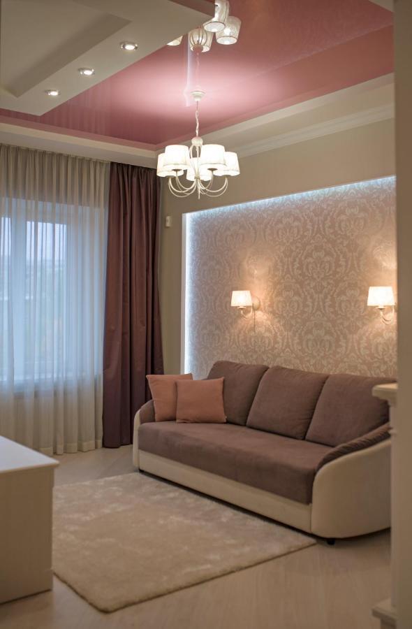 Remarkable Appartments In Town Center بولتافا المظهر الخارجي الصورة