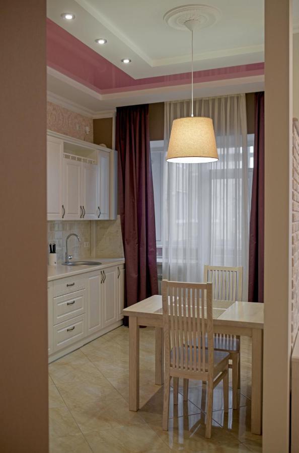 Remarkable Appartments In Town Center بولتافا المظهر الخارجي الصورة
